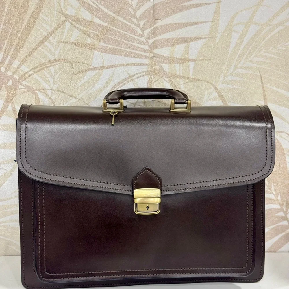 Men's Classic Leather Briefcase - Dark Brown